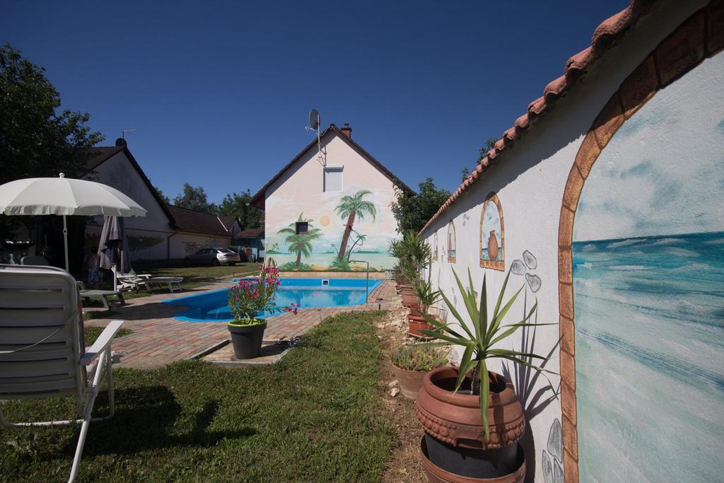 Pension Elisabeth Balatonlelle Exterior photo